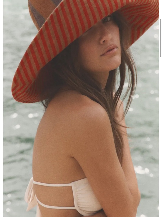 Zara Accessories - Zara Reversible Striped Linen Hat
